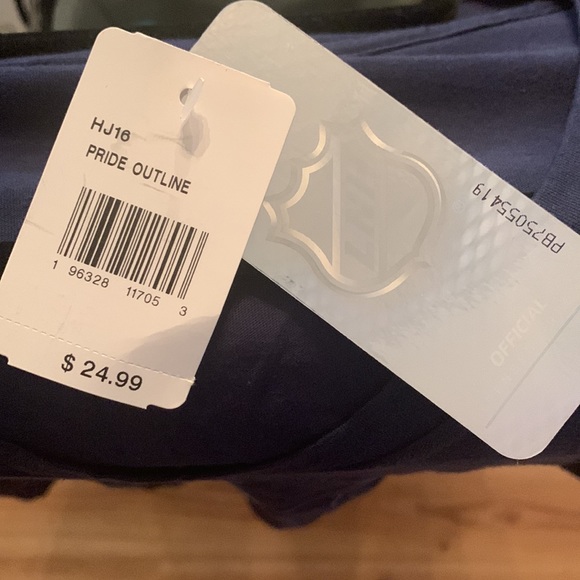 Seattle Kraken V-Neck T-Shirt - Picture 3 of 5